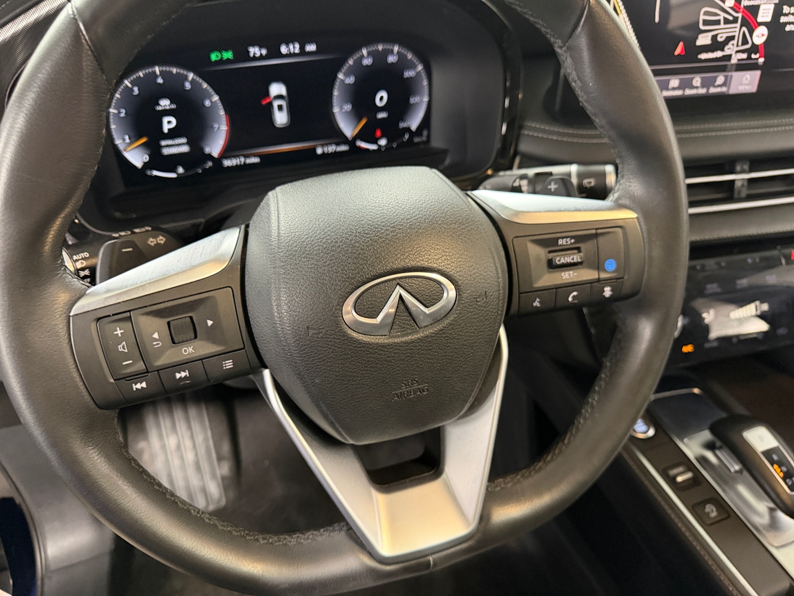 Thumbnail: 2023 INFINITI QX60 - 4