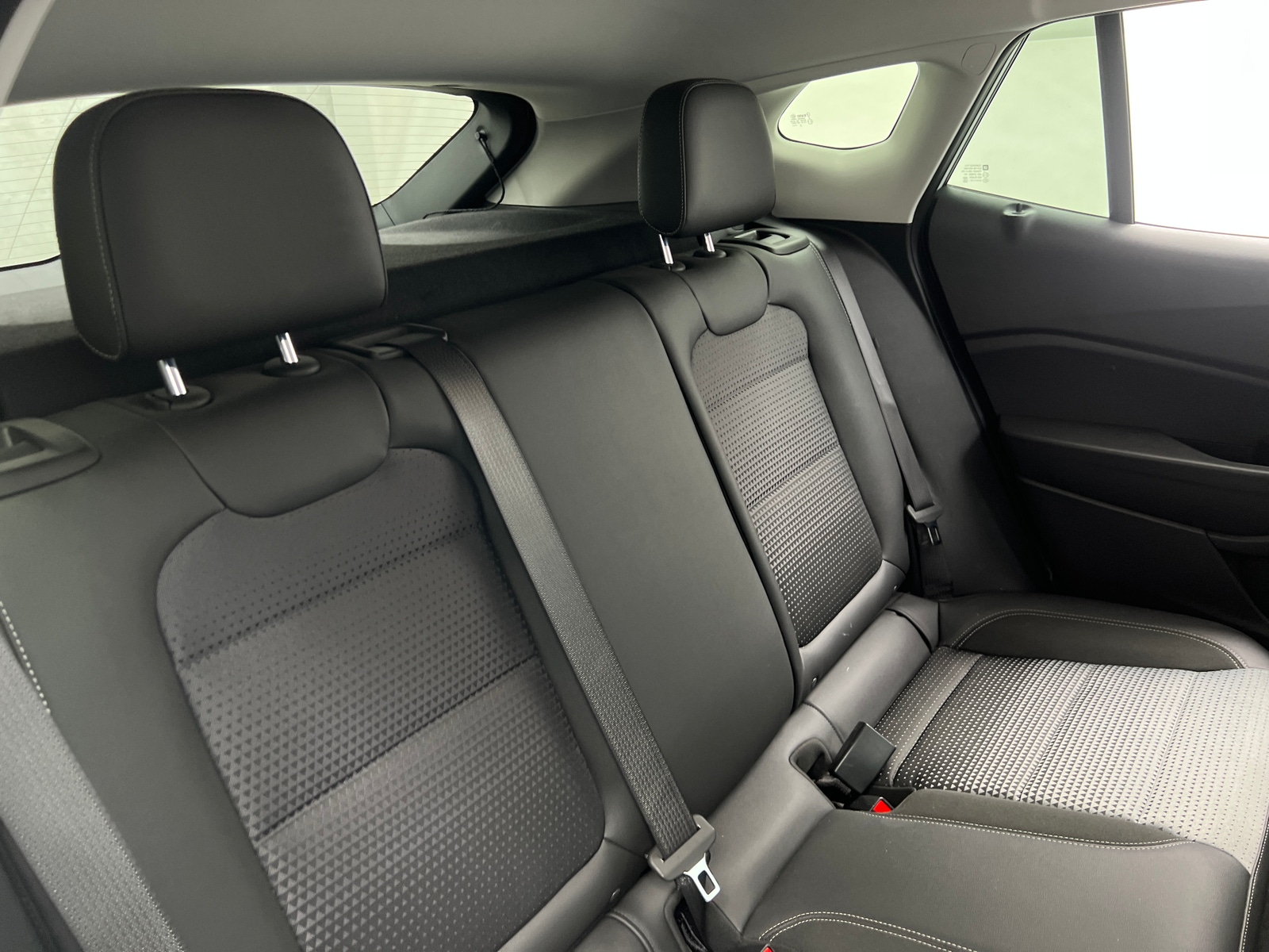 Thumbnail: 2025 Chevrolet Trax - 6