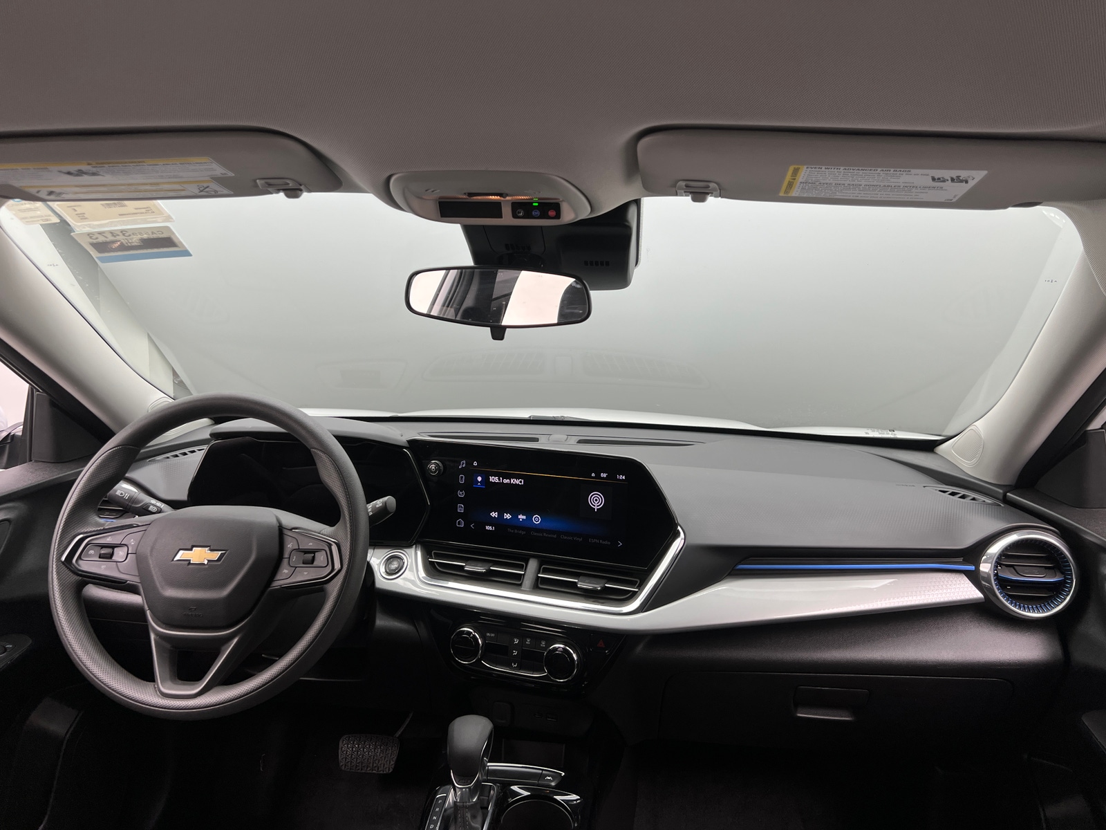 Thumbnail: 2025 Chevrolet Trax - 3