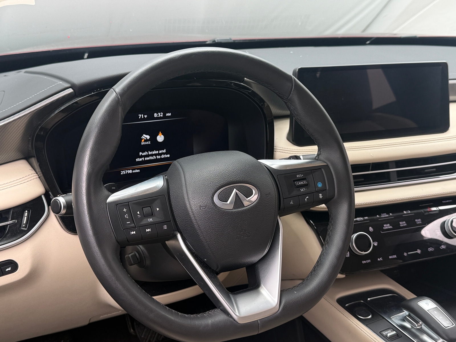 Thumbnail: 2023 INFINITI QX60 - 4