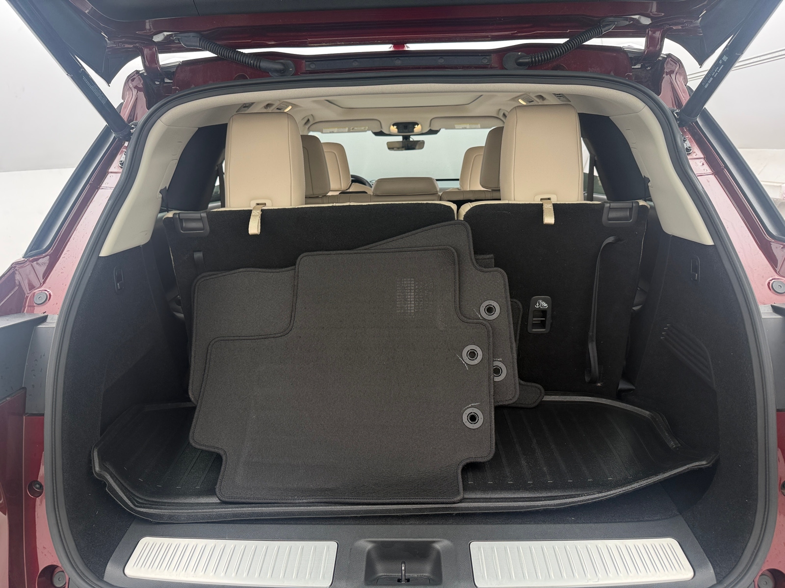 Thumbnail: 2023 INFINITI QX60 - 6