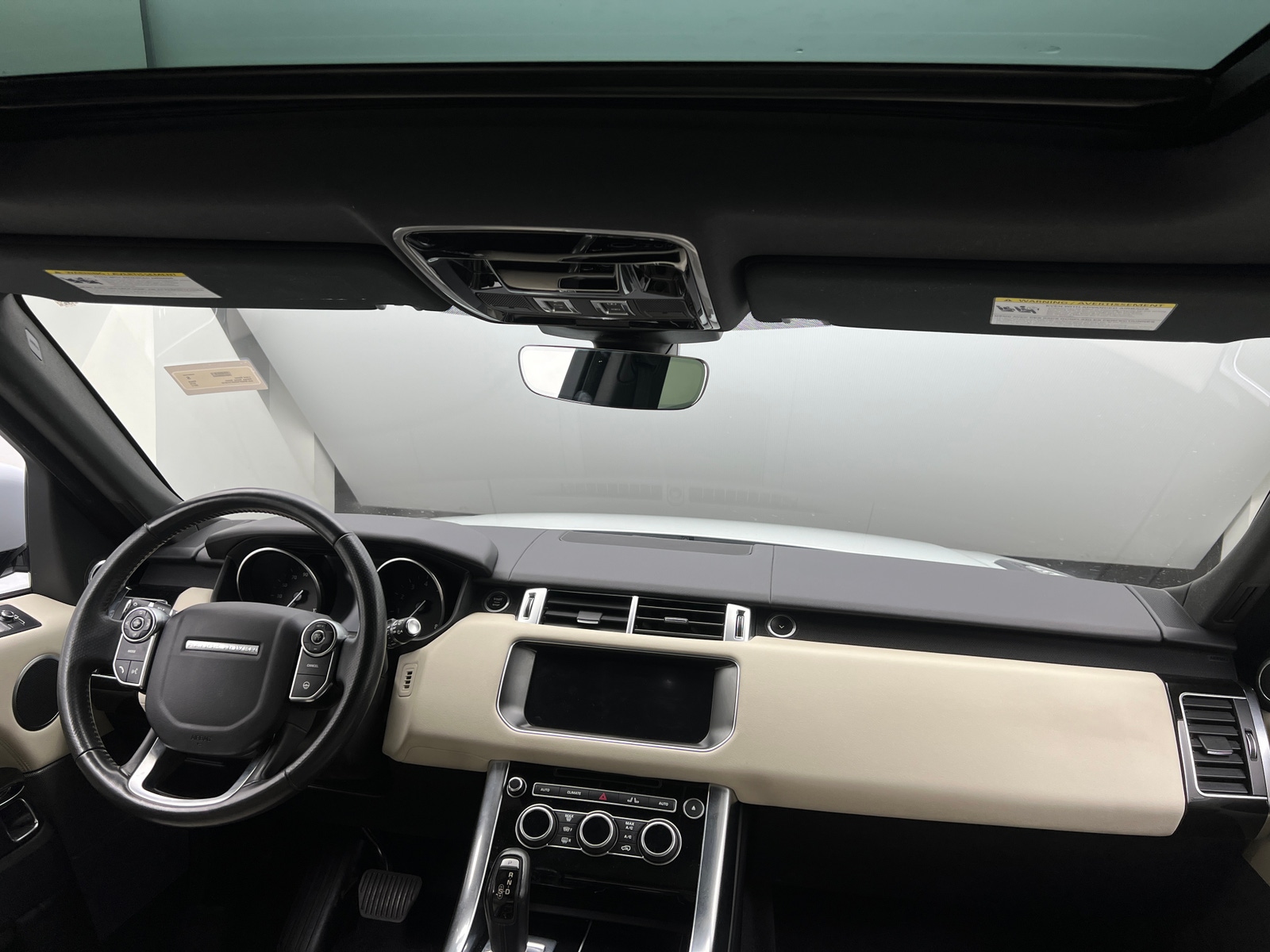 Thumbnail: 2017 Land Rover Range Rover Sport - 2