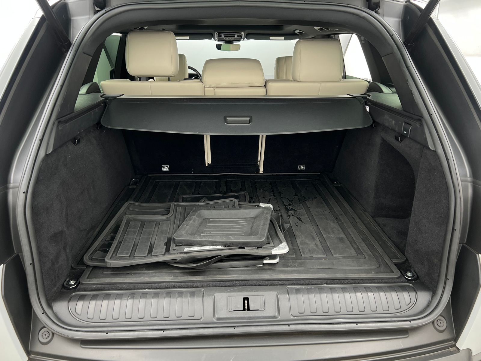 Thumbnail: 2017 Land Rover Range Rover Sport - 6