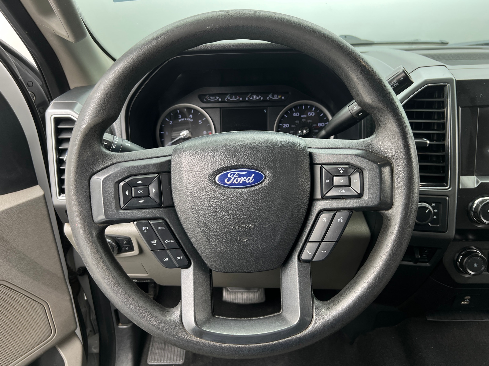 Thumbnail: 2022 Ford Econoline - 5