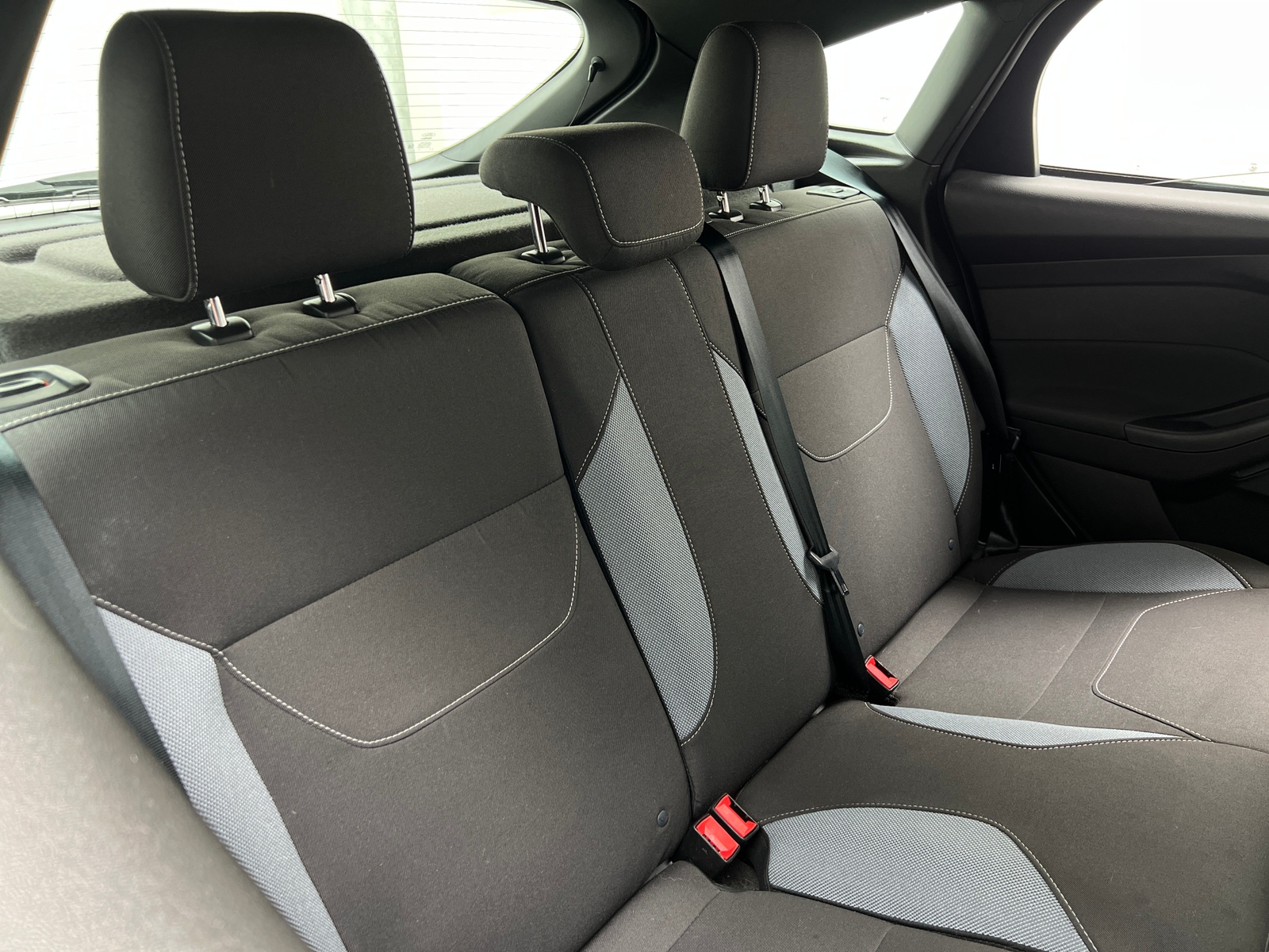 Thumbnail: 2017 Ford Focus - 6