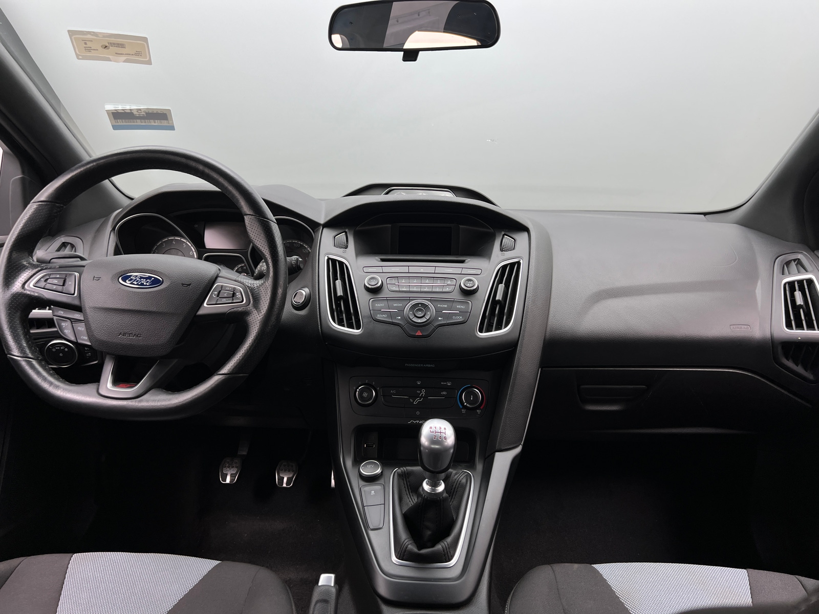 Thumbnail: 2017 Ford Focus - 3