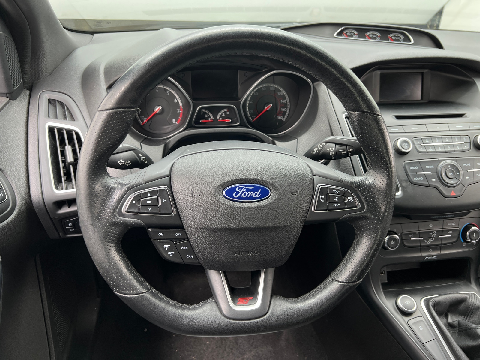 Thumbnail: 2017 Ford Focus - 5