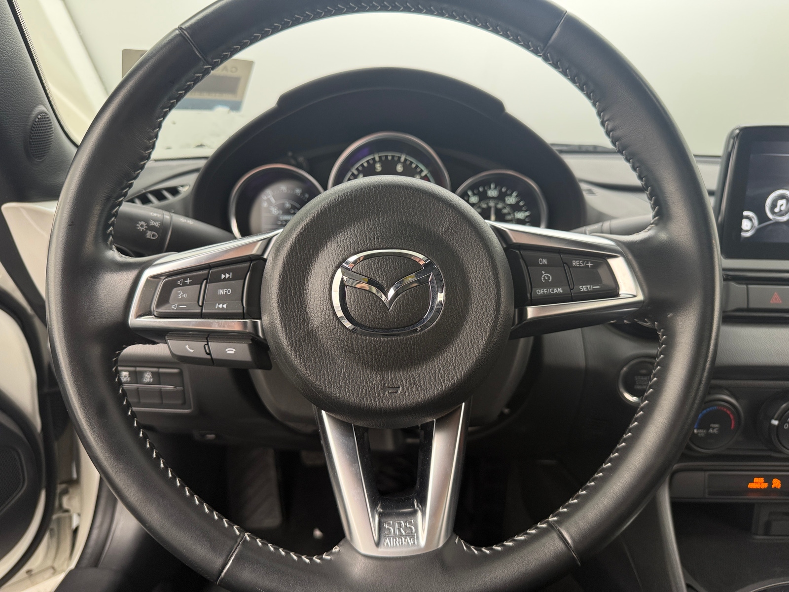 Thumbnail: 2023 Mazda MX-5 Miata - 5