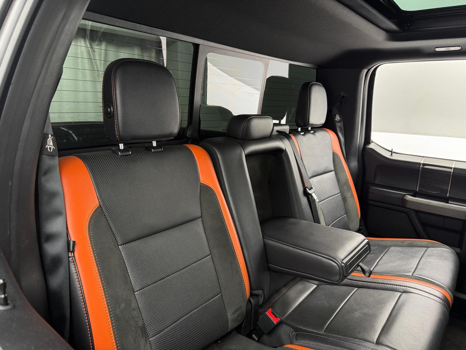 Thumbnail: 2018 Ford Econoline - 5