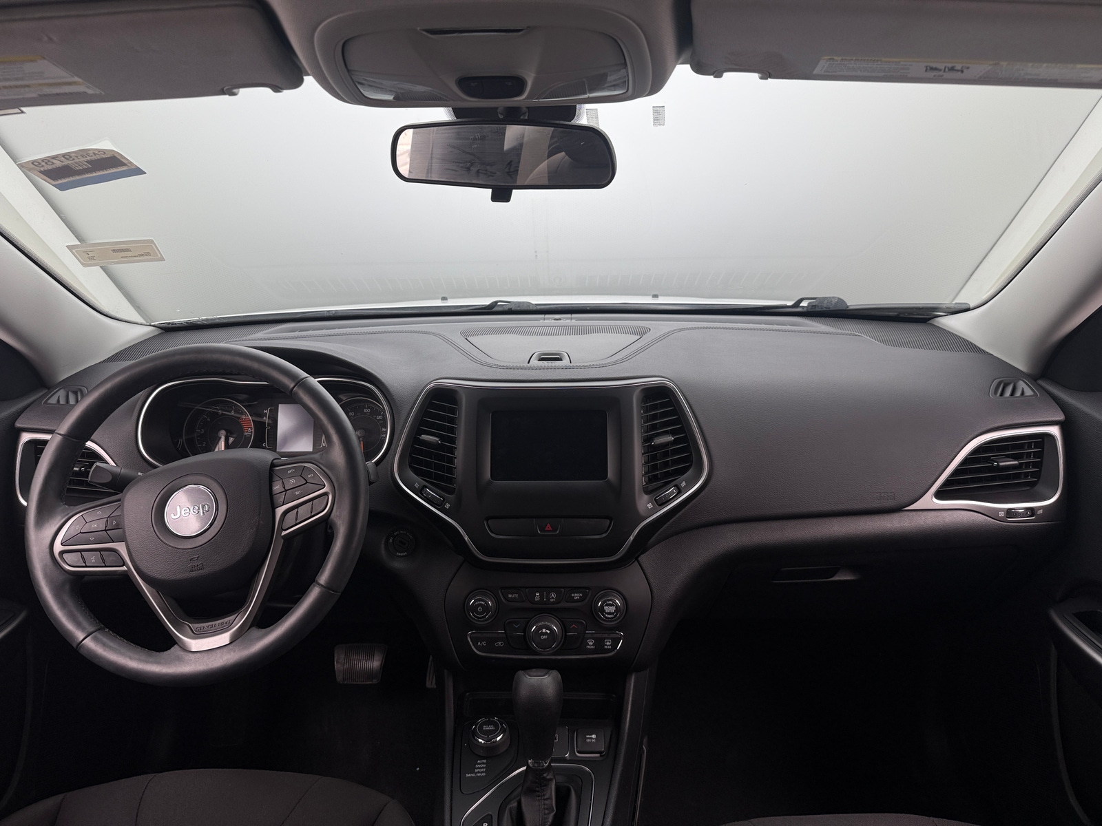 Thumbnail: 2019 Jeep Cherokee - 3