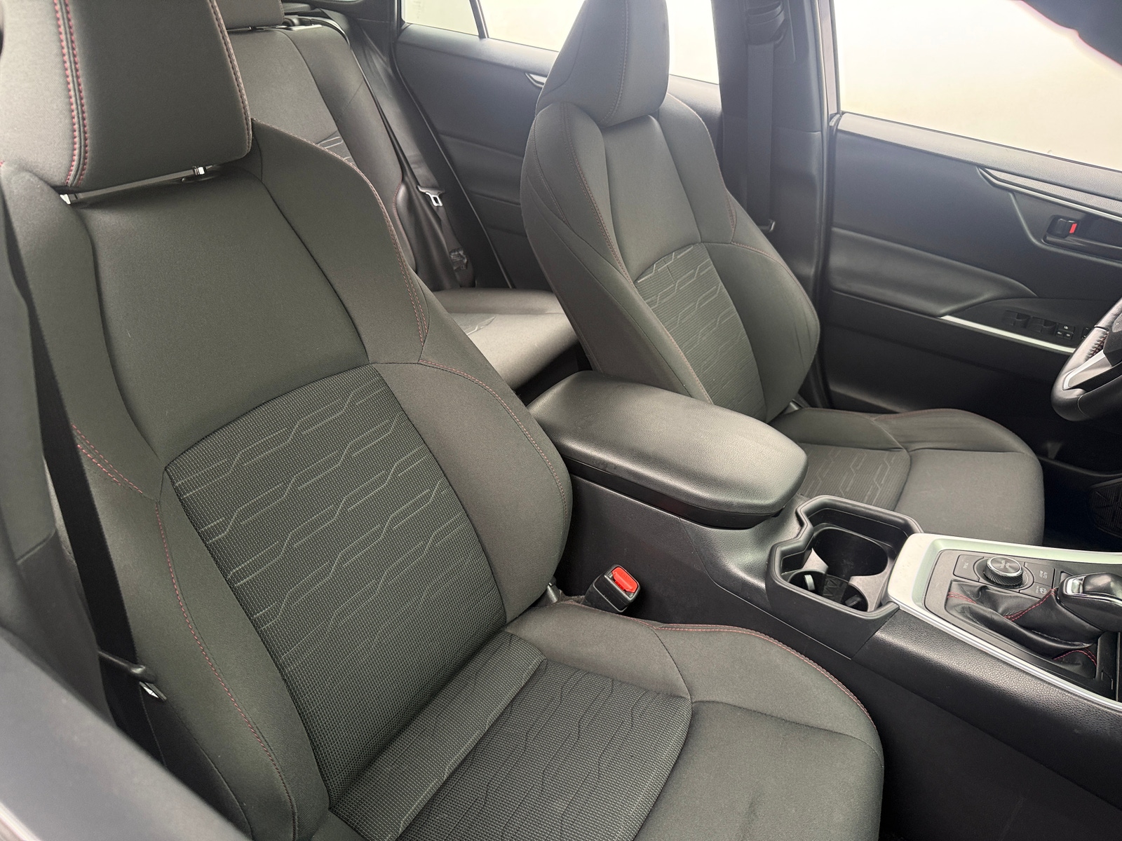 Thumbnail: 2021 Toyota RAV4 - 2