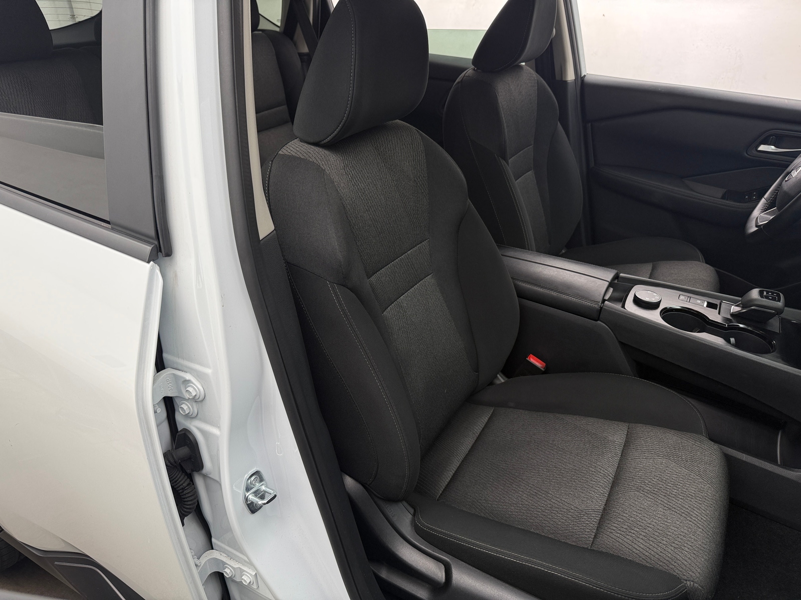 Thumbnail: 2025 Nissan Rogue - 2