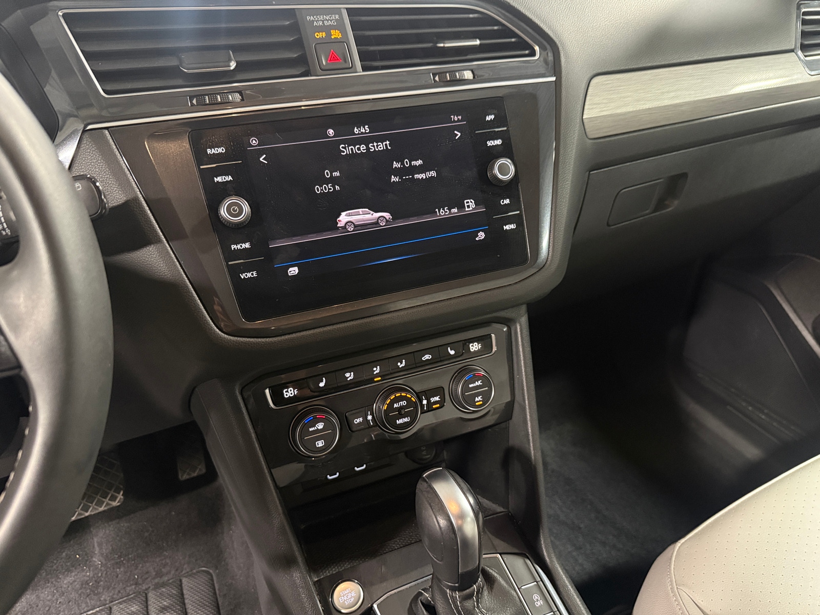 Thumbnail: 2021 Volkswagen Tiguan - 3