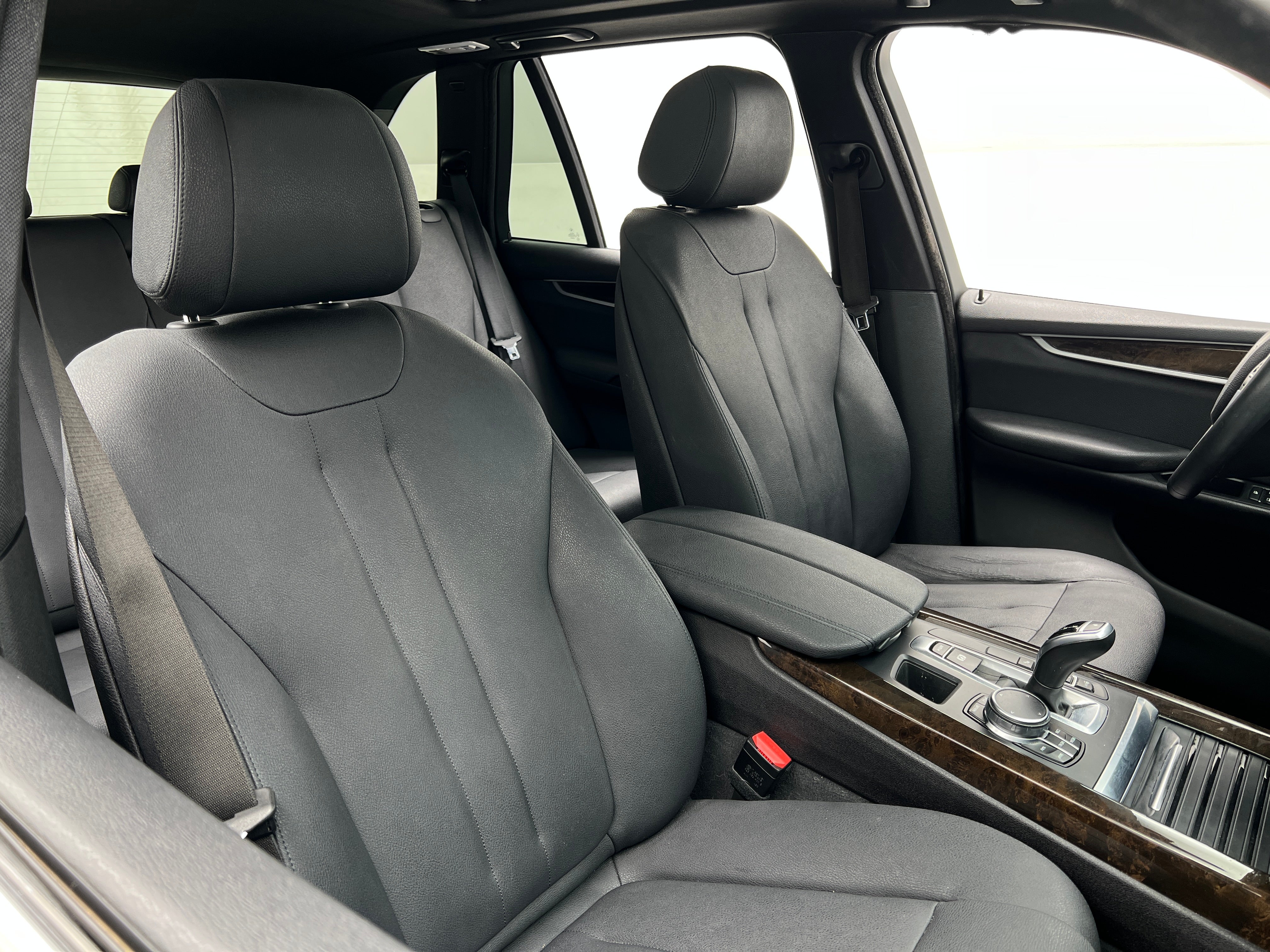 Used 2018 BMW X5 sDrive35i with VIN 5UXKR2C56J0Z22323 for sale in Auburn, WA