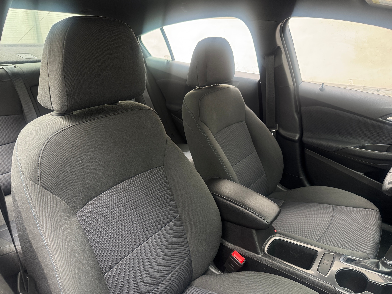 Thumbnail: 2018 Chevrolet Cruze - 2