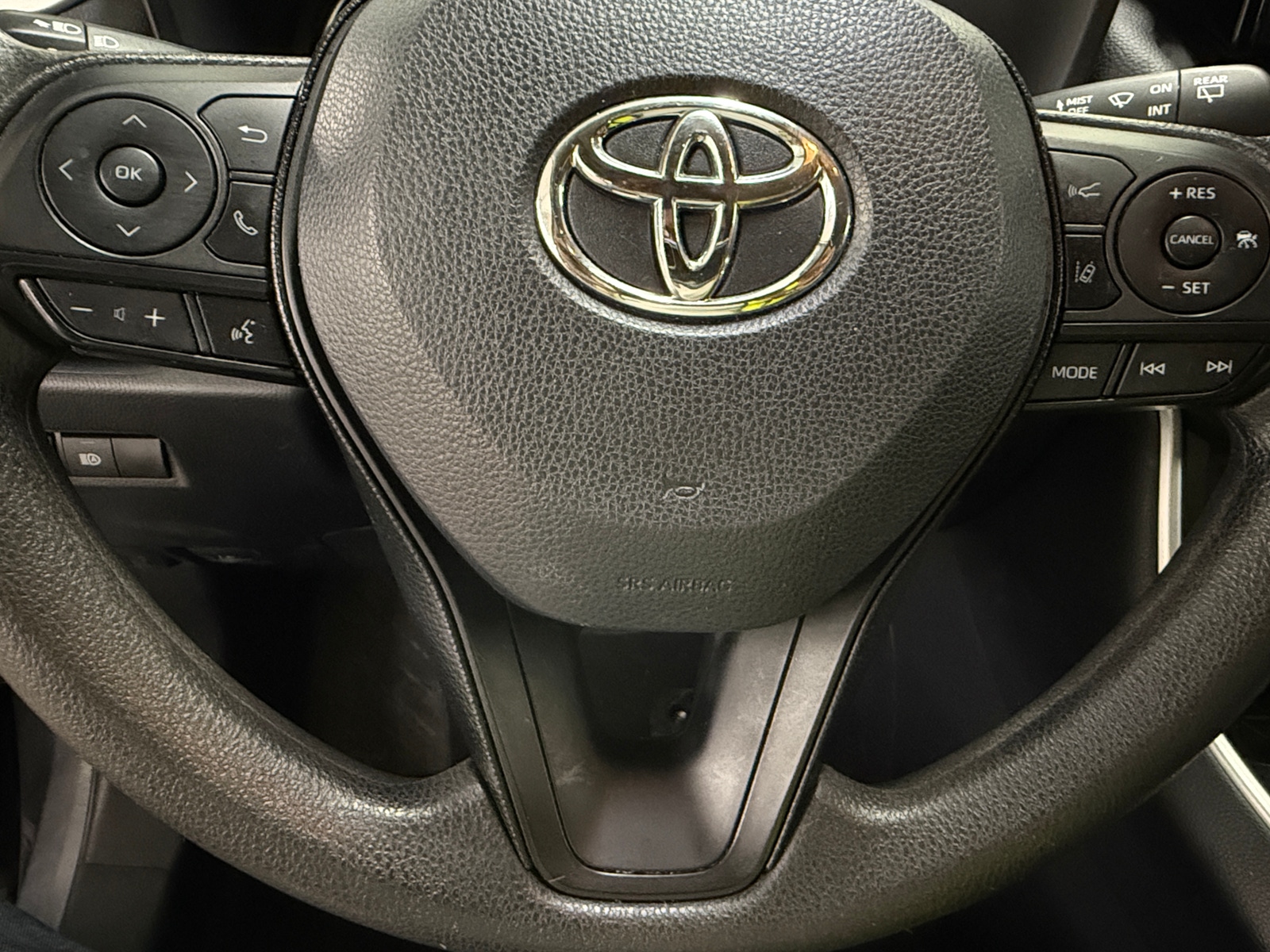 Thumbnail: 2019 Toyota RAV4 - 5