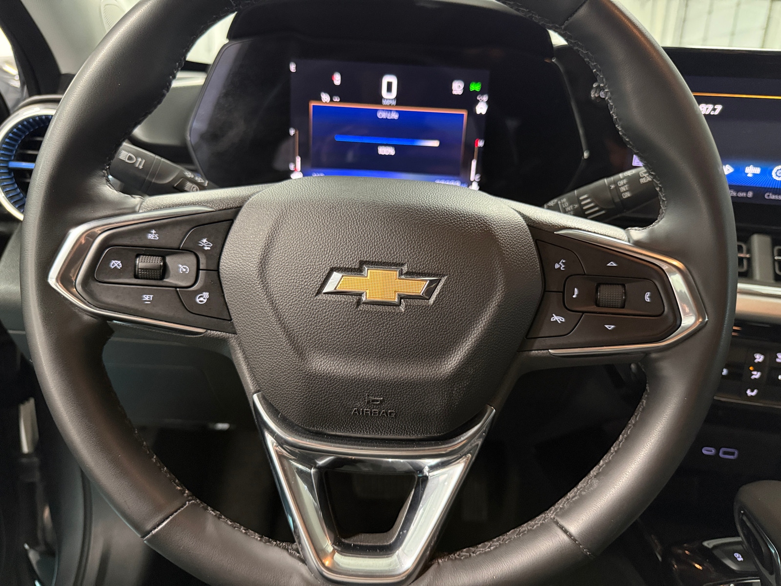 Thumbnail: 2025 Chevrolet Trax - 5