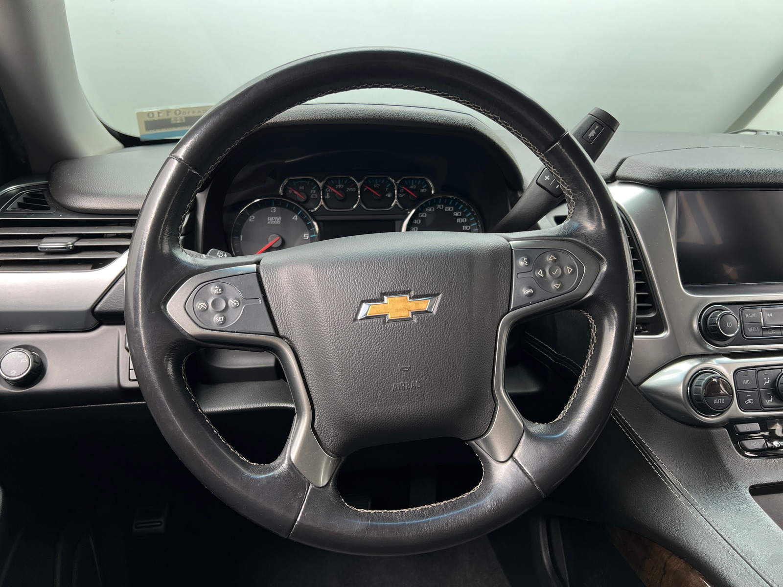 Thumbnail: 2019 Chevrolet Suburban - 5