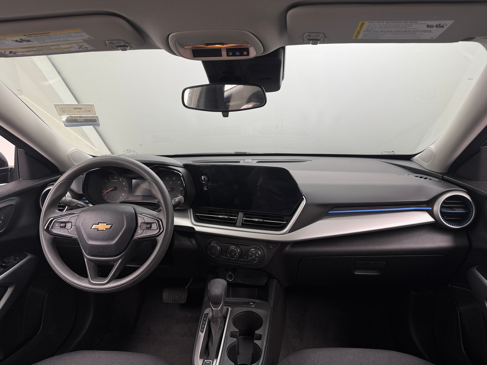 Thumbnail: 2025 Chevrolet Trax - 3