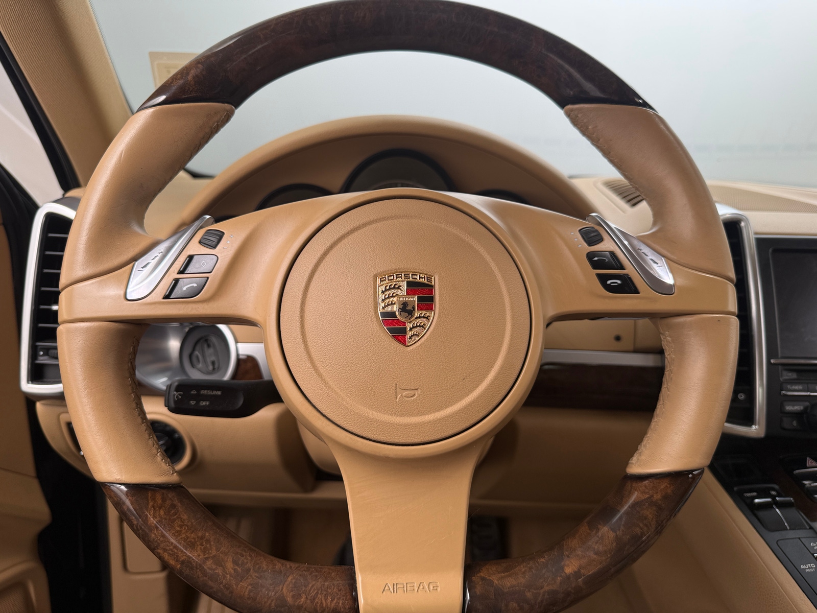 Thumbnail: 2012 Porsche Cayenne - 4