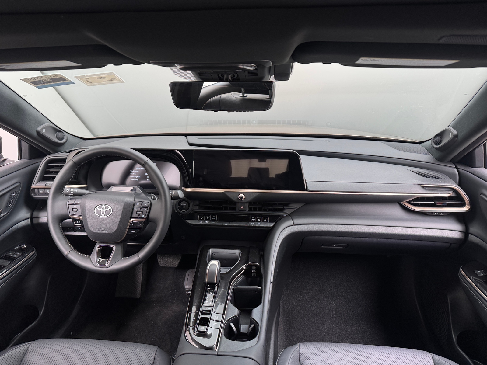 Thumbnail: 2025 Toyota Crown Signia - 2