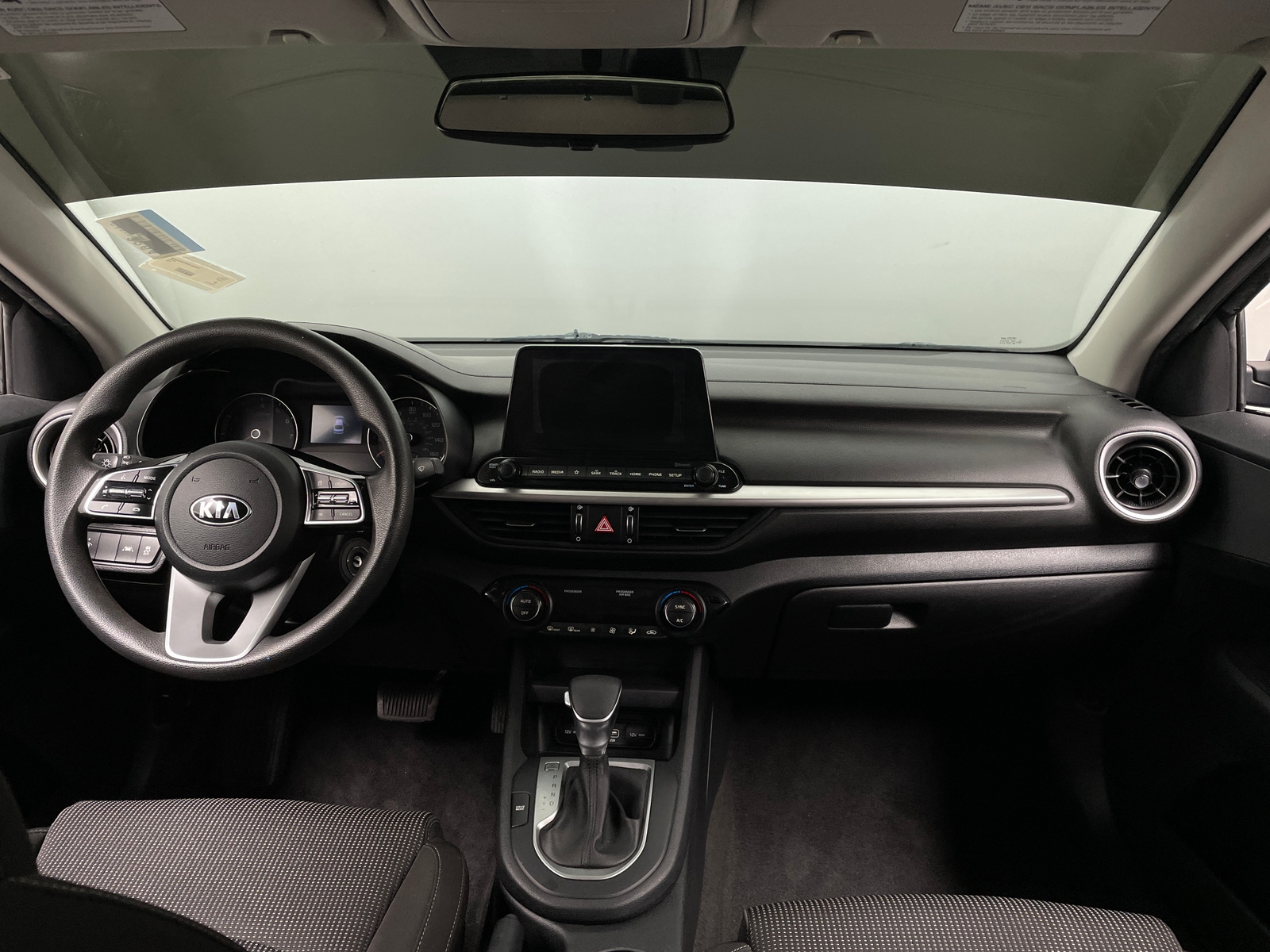 Thumbnail: 2019 Kia Forte - 3