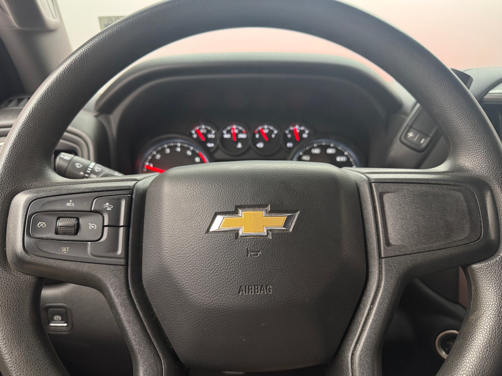 Thumbnail: 2024 Chevrolet Silverado 1500 - 5