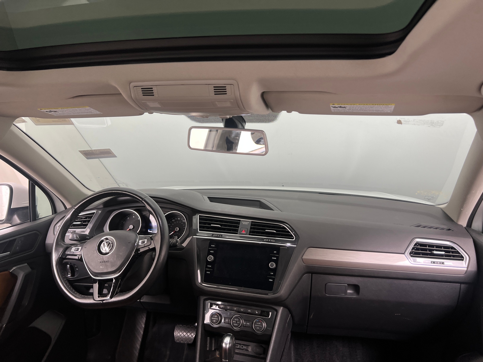 Thumbnail: 2019 Volkswagen Tiguan - 2