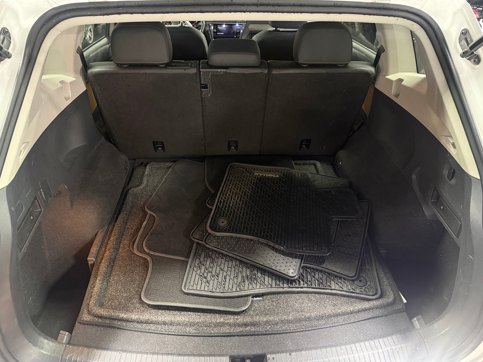 Thumbnail: 2019 Volkswagen Tiguan - 6