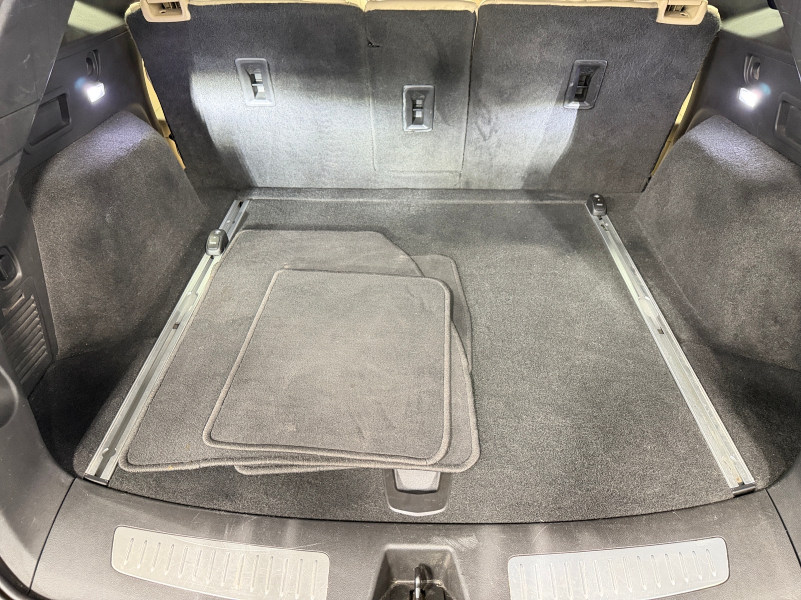 Thumbnail: 2017 Cadillac XT5 - 6