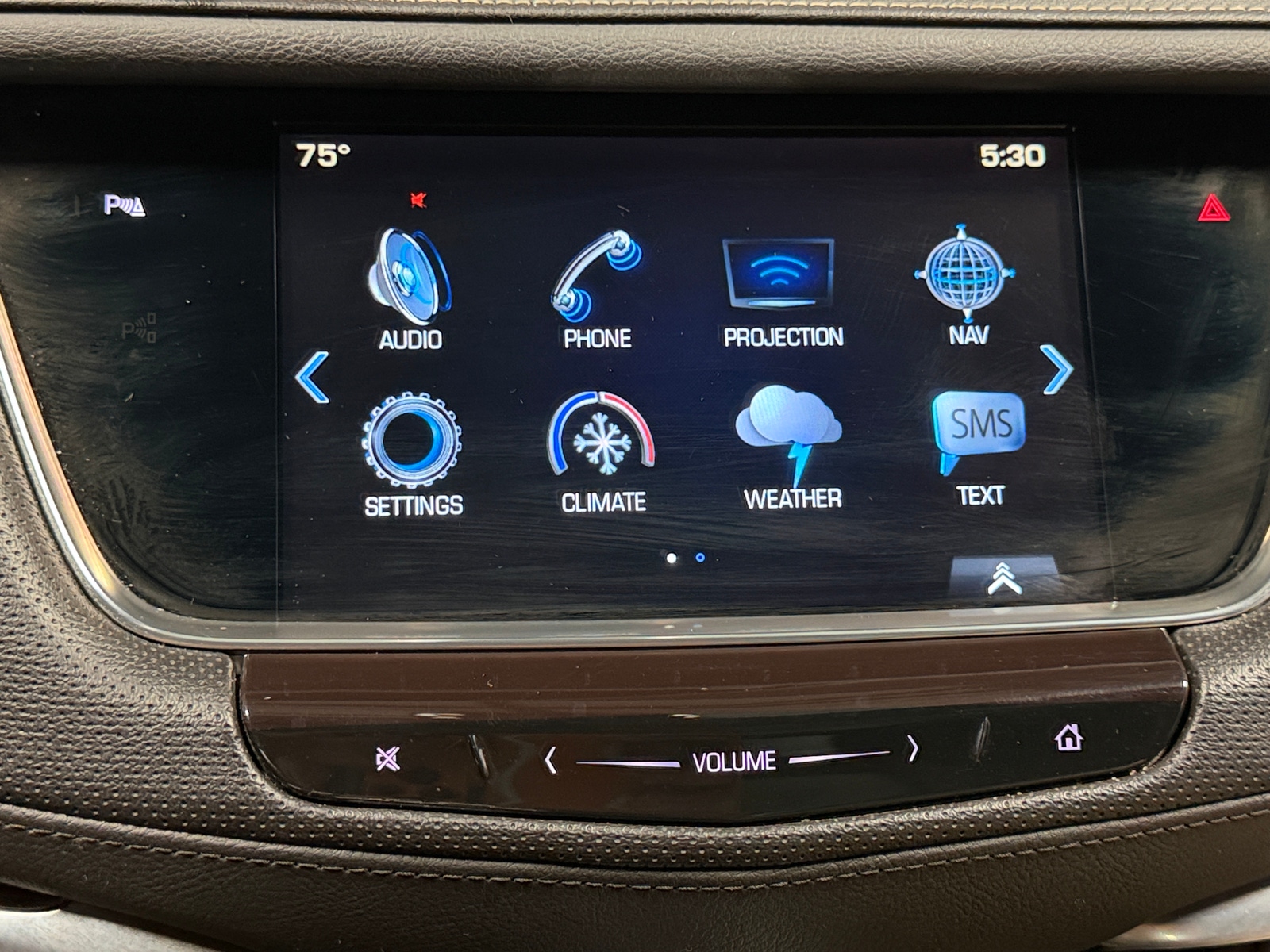 Thumbnail: 2017 Cadillac XT5 - 3