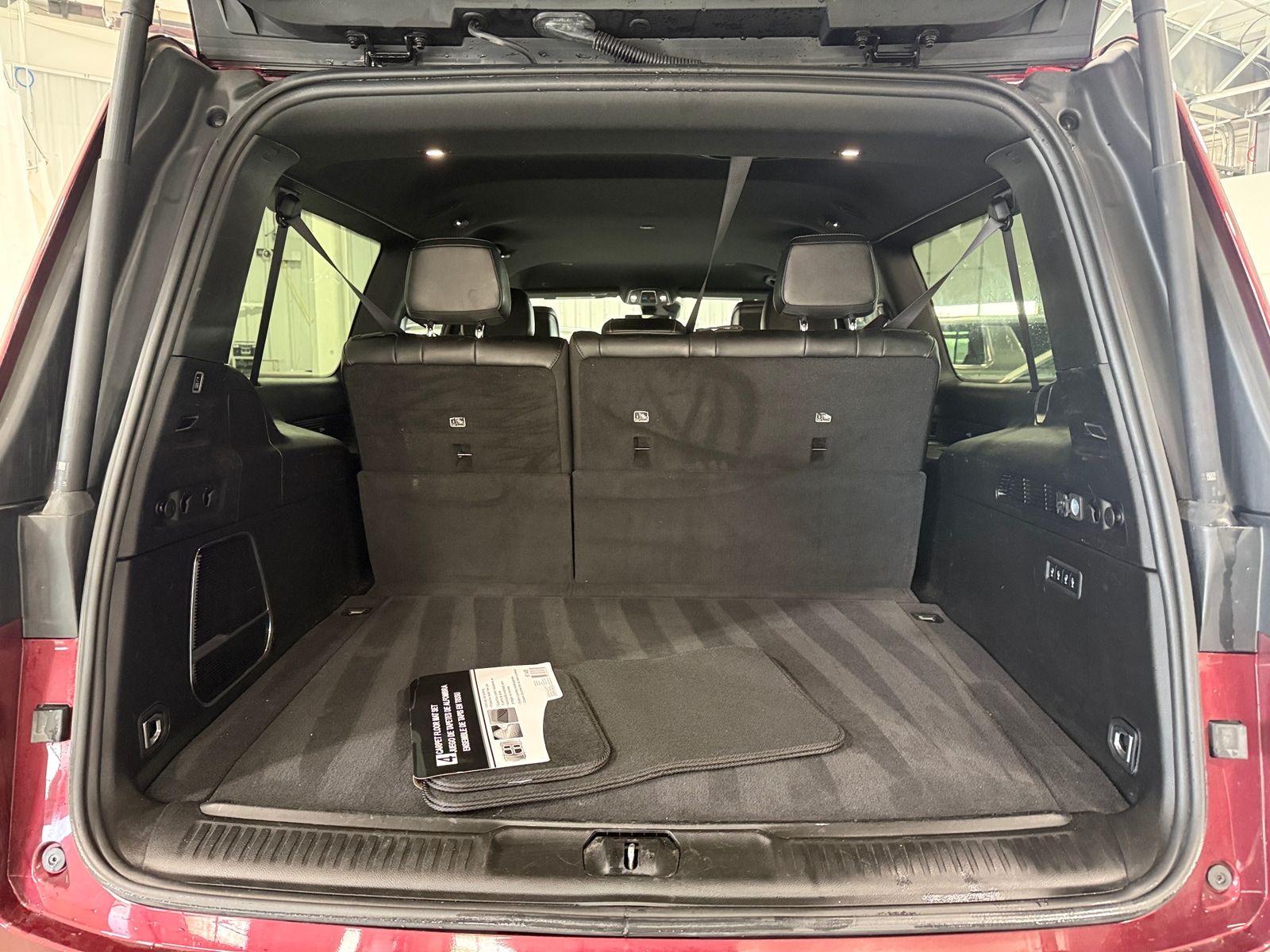 Thumbnail: 2023 Jeep Wagoneer - 6