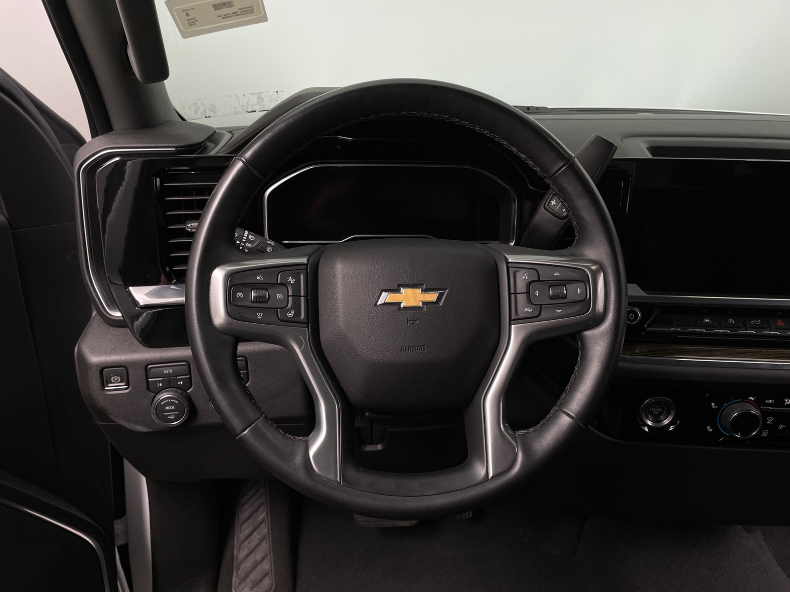 Thumbnail: 2023 Chevrolet Silverado 1500 - 5