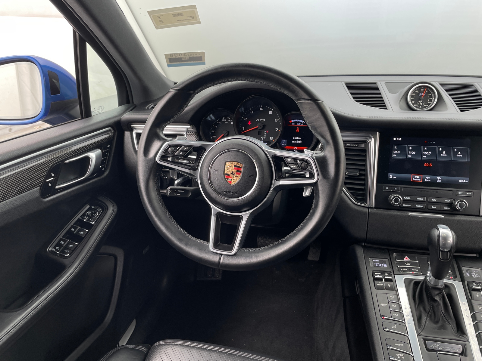 Thumbnail: 2017 Porsche Macan - 4