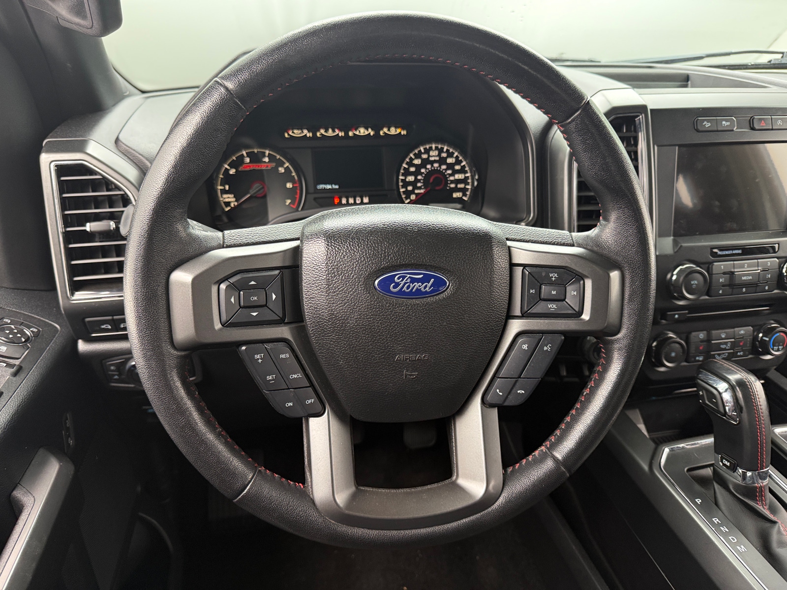Thumbnail: 2018 Ford Econoline - 5
