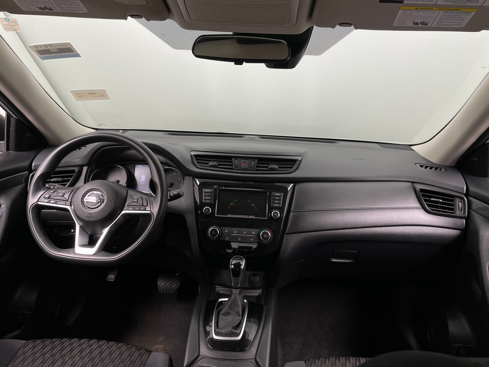 Thumbnail: 2019 Nissan Rogue - 3