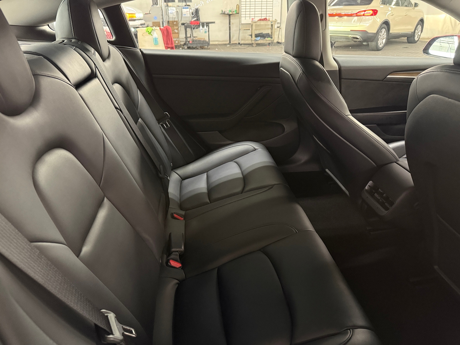 Thumbnail: 2022 Tesla Model 3 - 4