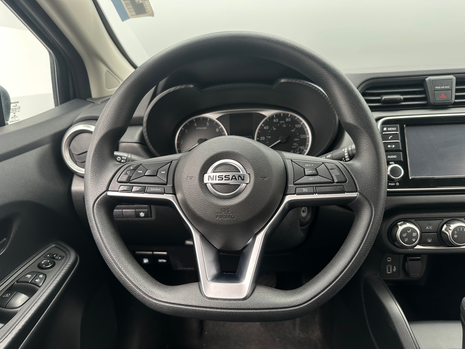 Thumbnail: 2022 Nissan Versa - 5