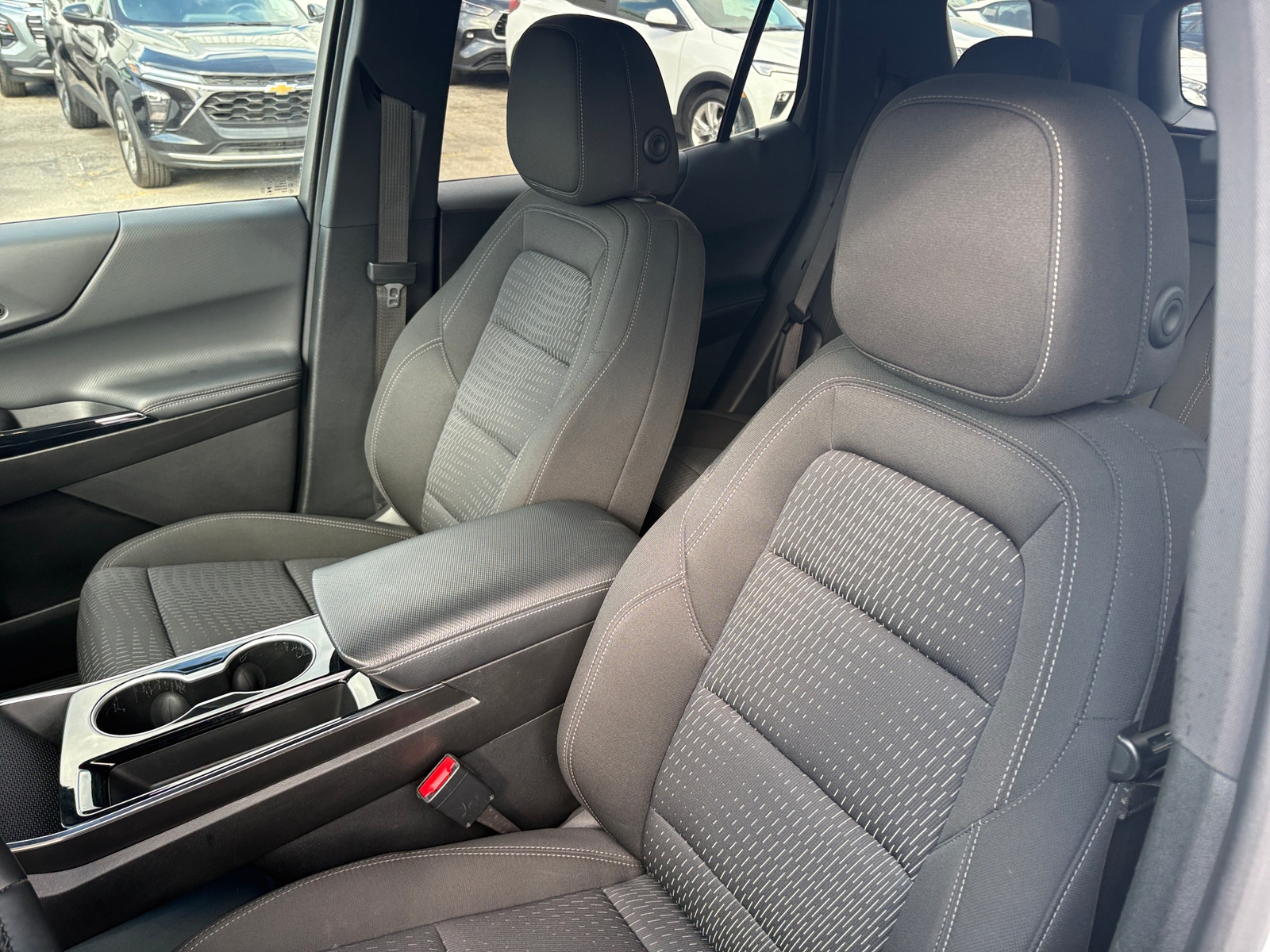 Thumbnail: 2025 Chevrolet Equinox - 2