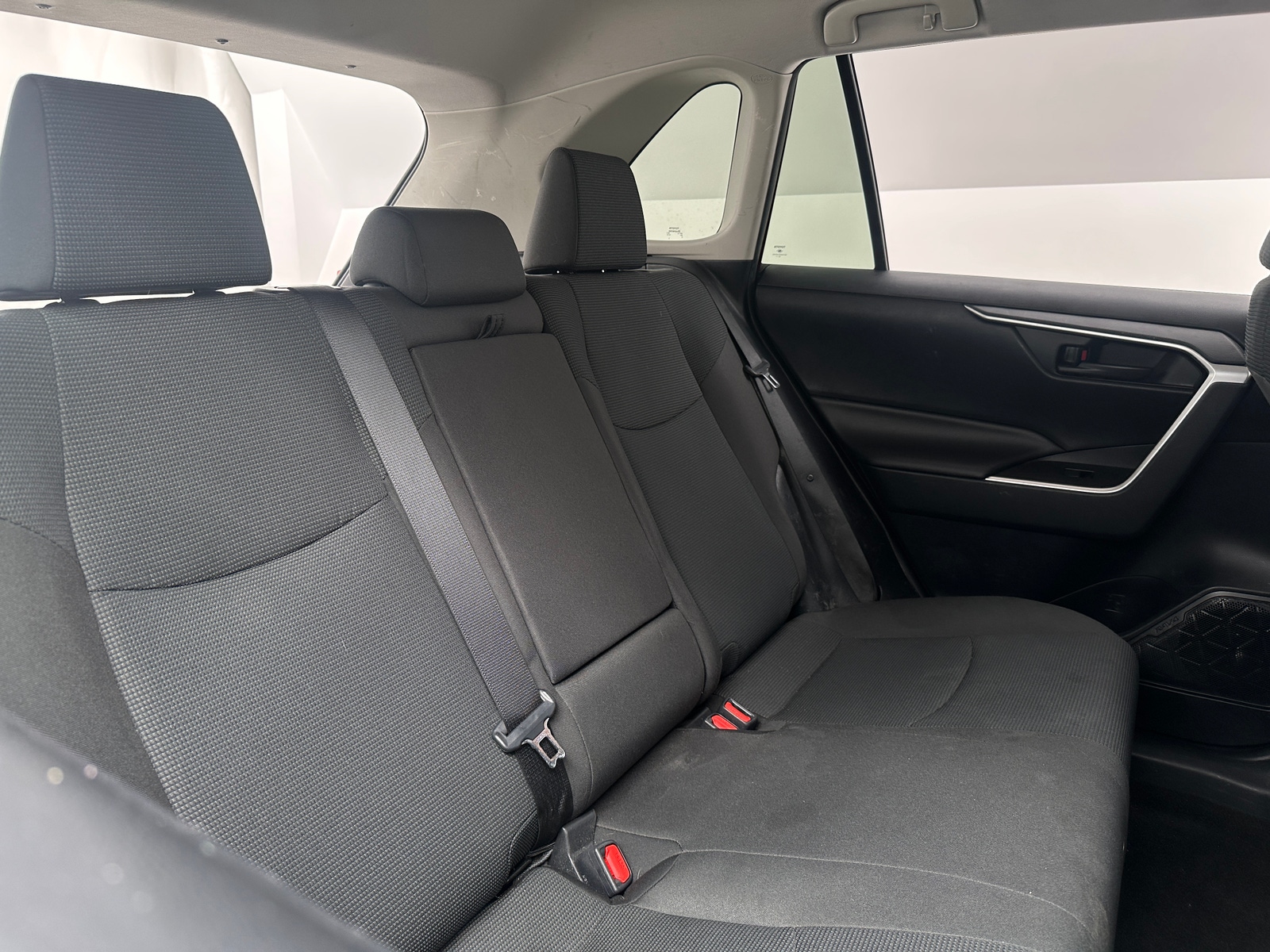 Thumbnail: 2019 Toyota RAV4 - 6