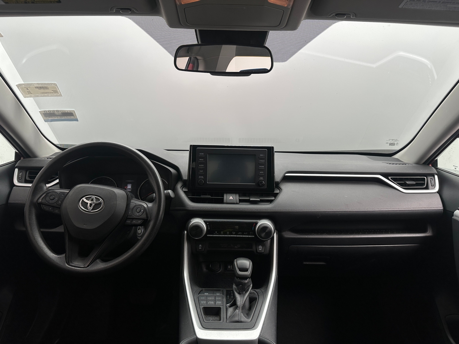 Thumbnail: 2019 Toyota RAV4 - 3