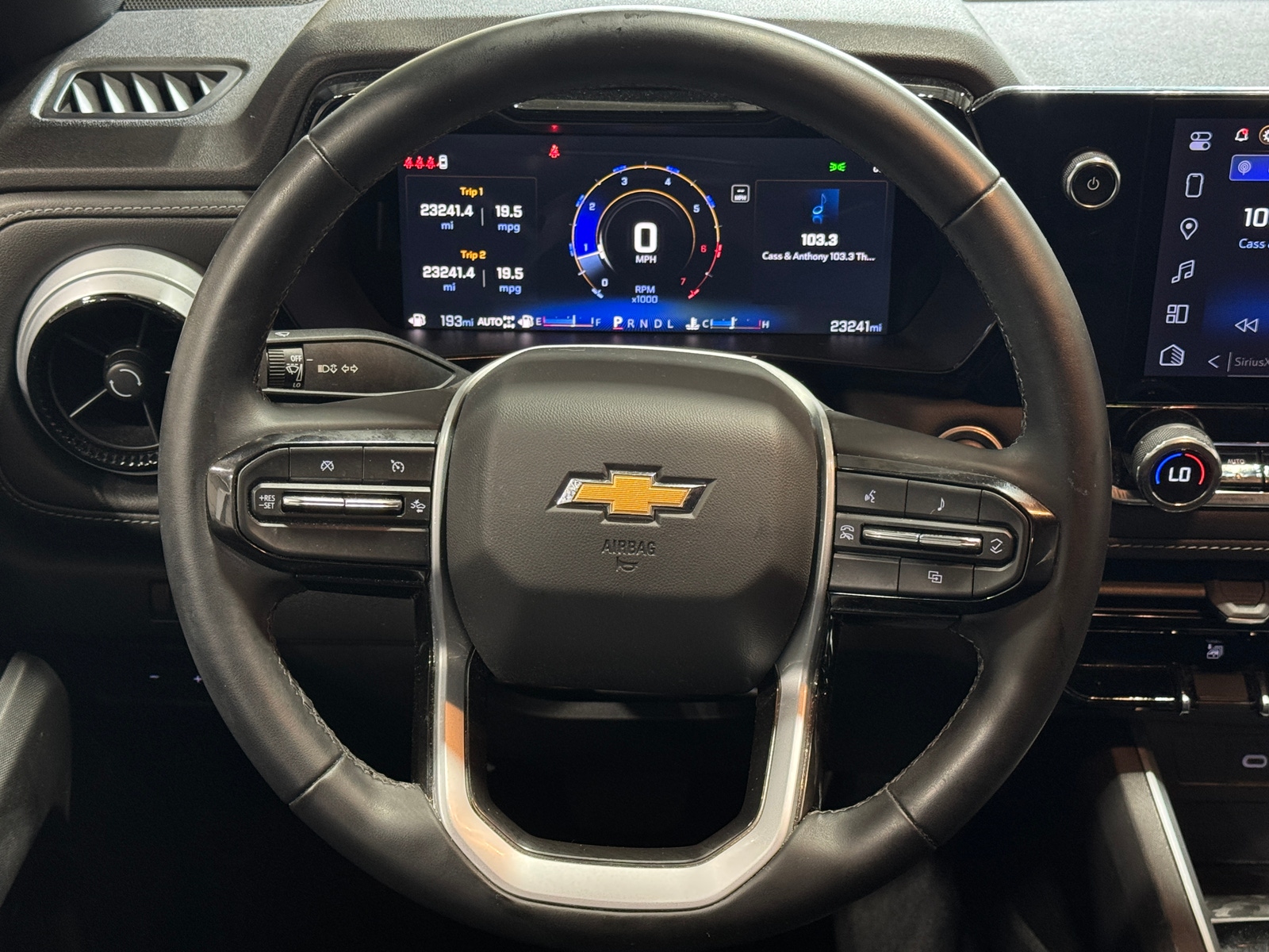 Thumbnail: 2024 Chevrolet Colorado - 5