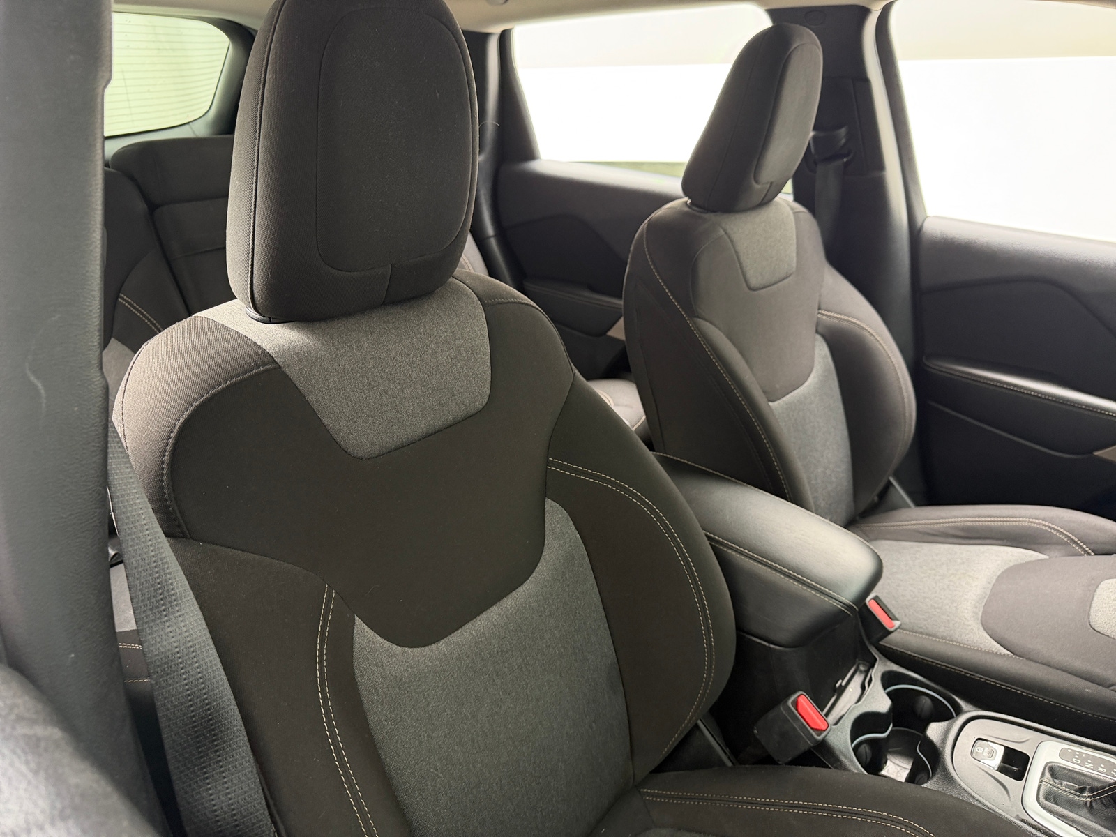 Thumbnail: 2018 Jeep Cherokee - 2