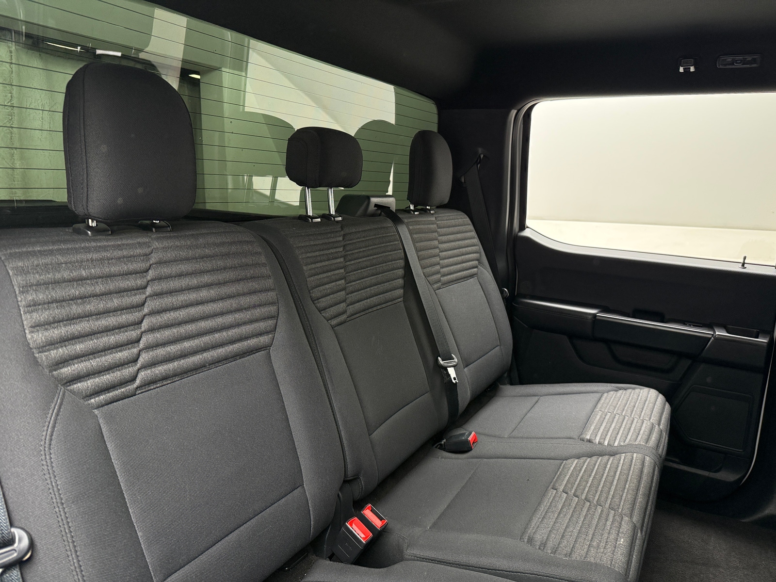 Thumbnail: 2021 Ford Econoline - 6