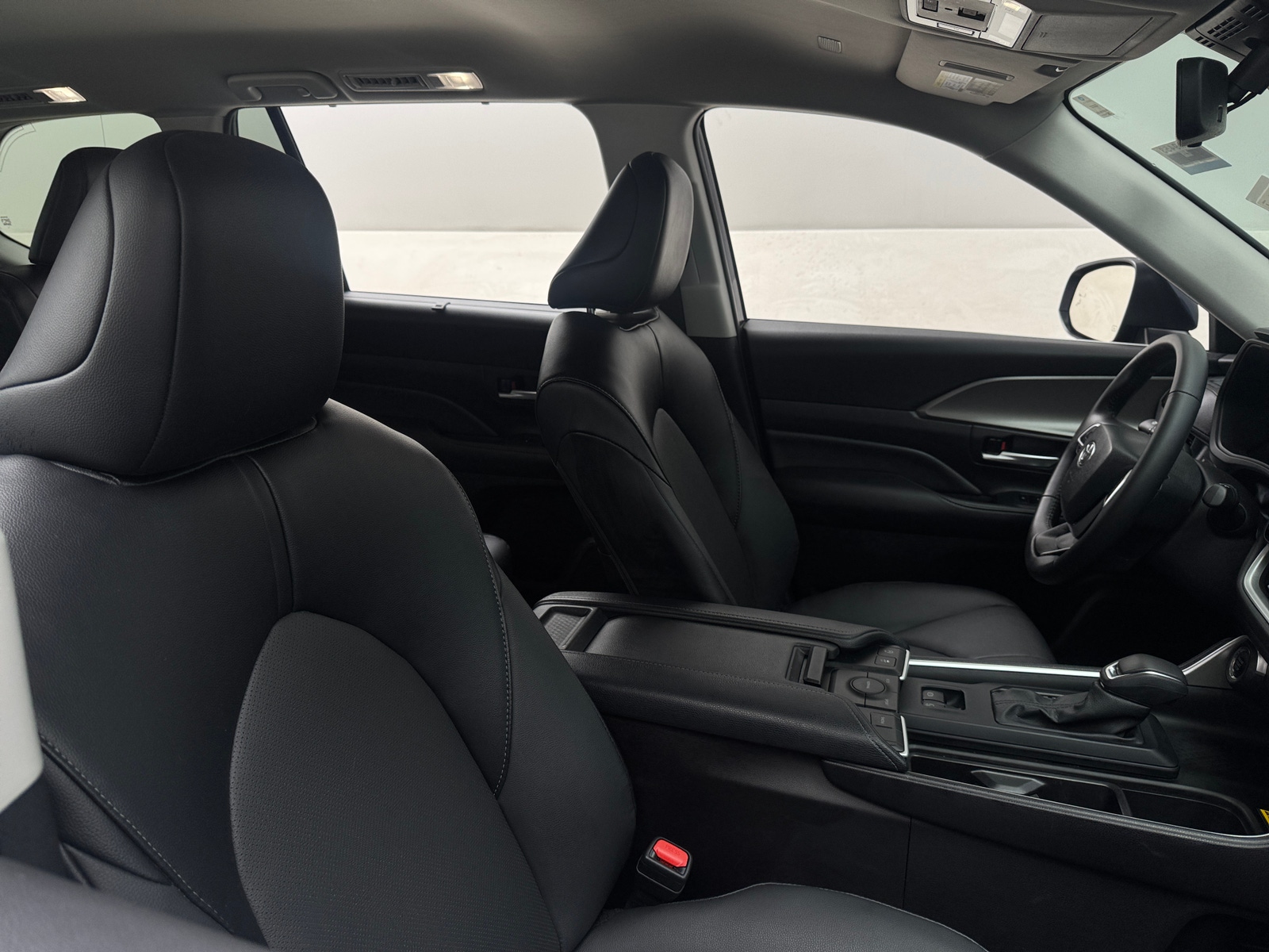 Thumbnail: 2025 Toyota Grand Highlander - 2