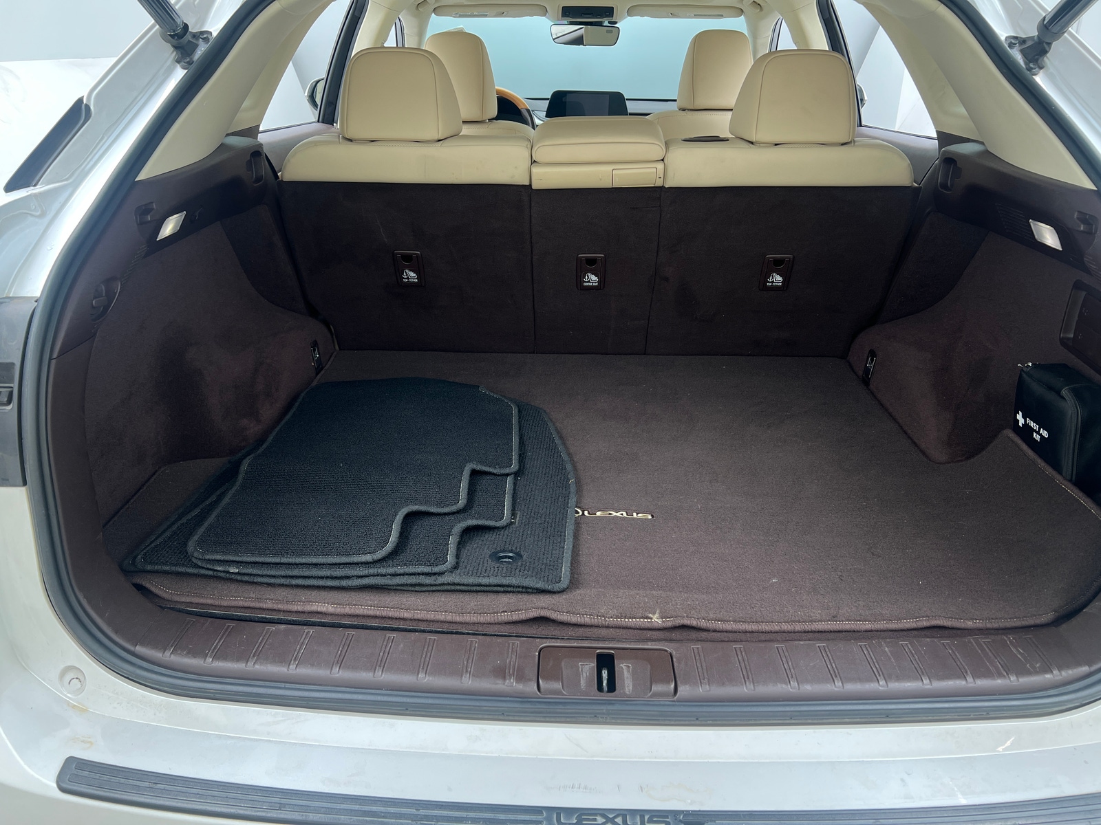 Thumbnail: 2020 Lexus RX - 6