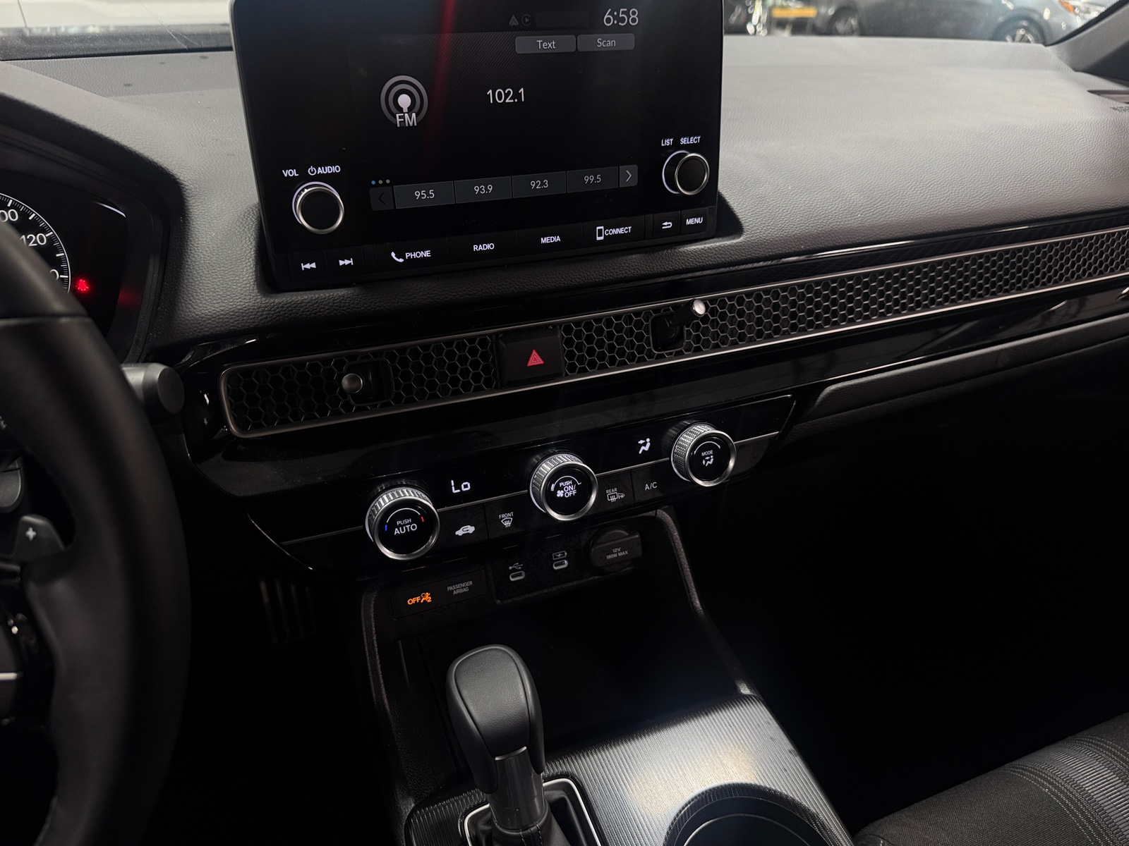 Thumbnail: 2025 Honda Civic - 4