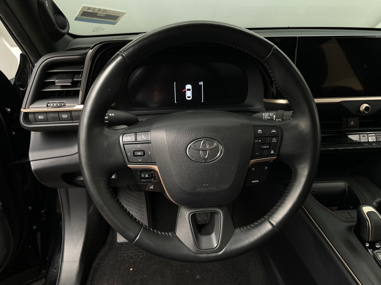 Thumbnail: 2023 Toyota Crown - 4