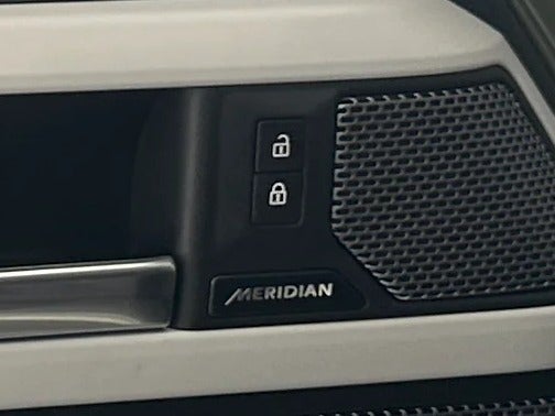 2023 Land Rover Defender S - Photo 16