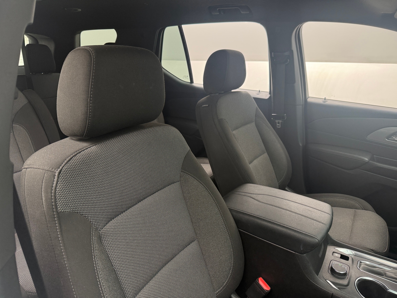 Thumbnail: 2023 Chevrolet Traverse - 2